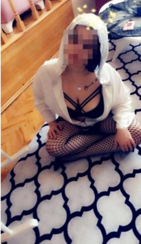 Mersin’in Kızıl ve Zarif Güzeli: Sportif Vücutlu, 79 Kg ve 161 Cm'lik Mersin Escort