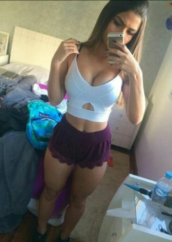 Mersin'in Neşeli, Kumral Saçlı, Sportif Mezitli Escort Bayan - 77 kg ve 162 cm