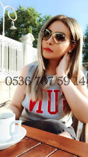 Mersin'in Olağanüstü Akdeniz Escort Bayanı: Sarı Saçlı, 64kg, 171cm Boyunda, Zarif ve Spor