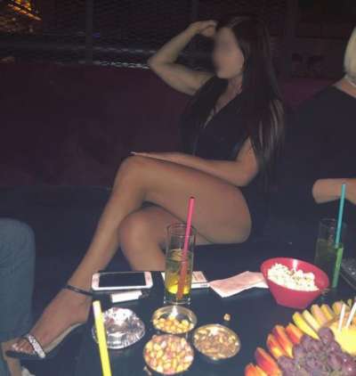 Mersin’in Sakin ve Zarif Güzeli: Akdeniz Escort Bayan - 63kg, 155cm, Kumral Saçlı