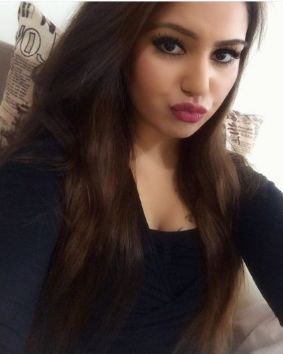 Mersin'in Şehirli Çekiciliği: Mersin Escort Bayan, Kumral Saçlı, Zarif Vücutlu, 58 Kg ve 1