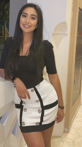 Mersin'in Şehirli ve Fit İhtişamı: Akdeniz Escort Bayan