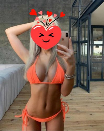 Mersin'in Şık ve Fit Güzeli: Mezitli Escort Bayan - 54kg, 172cm, Kızıl Saçlı