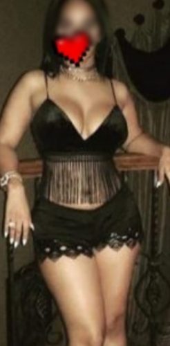 Mersin'in Spor Vücutlu ve Neşeli Kişiliği ile Dikkat Çeken Escort Kız: 48 Kg, 171 Cm, Siya