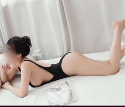 Mersin'in Zarif ve Bakımlı Tarsus Escort Bayanı: Siyah Saçlı, 64 Kg, 171 Cm Boyunda