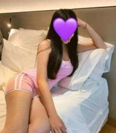 Mersin'in Zarif ve Çekici Sireni: Tarsus Escort Bayan - Sarı Saç, 157 cm, 67 Kg, Zarif