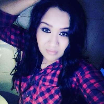 Mersin Mezitli’nin Şehirli ve Görkemli Escort Bayanı: Bal Köpüğü Saçlı, İnce Vücutlu, 50kg