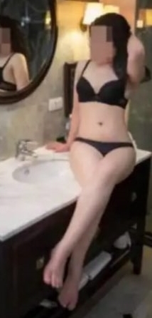 Mersin Silifke Bölgesi: Kumral Saçlı, Sportif ve Çekici Bayan Escort: 79kg, 177cm