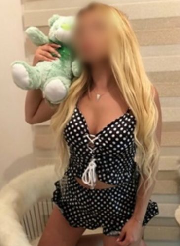 Mersin Silifke'nin Sarışın ve Sportif Escort Bayanı: 66kg, 156cm Boyunda