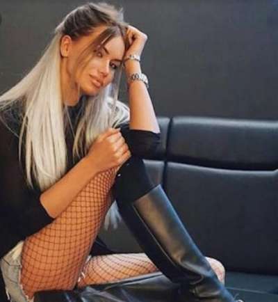 Mersin Tarsus'un Çekici Güzeli: Kumral Saçlı, Balık Etli Bayan Eskort - 74 Kg, 154cm