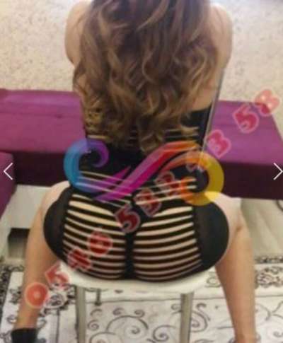 Mersin Tarsus'un Sofistike Cazibesi: Mersin Eskort Bayan - 54kg, 158cm, Kızıl Saçlı