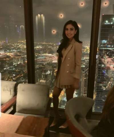 Tarsus'un Kıvrak ve Sessiz Escort Bayanı: Kızıl Saçlı, 56 Kg, 165 Cm Boyunda