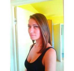 Mersin Akdeniz’in Gözde Escort Bayanı: Sarı Saçlı, Balık Etli, 169 cm Boy, 66 kg