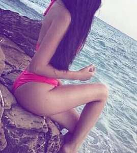 Mersin'de Sıra Dışı ve Zarif Bayan Escort: Kızıl Saçlı, 63kg, 159cm Boyunda, Zarif ve Bakı