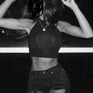 Mersin'deki şehirli, sportif ve sarı saçlı büyüleyici Tarsus Escort Bayan