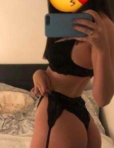 Mersin Erdemli’nin Kendine Has Hazinesi: Kumral Saçlı, İnce Vücutlu, Neşeli Mersin Escort