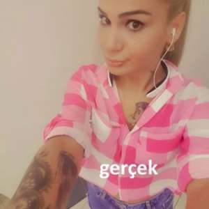 Mersin'in Balık Eti ve Zarif Silueti: Sarı Saçlı, 70kg ve 171cm Boyundaki Silifke Escort B