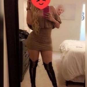 Mersin'in Çarpıcı ve Şehirli Güzeli: Silifke Escort Bayan - 66kg, 155cm, Siyah Saçlı