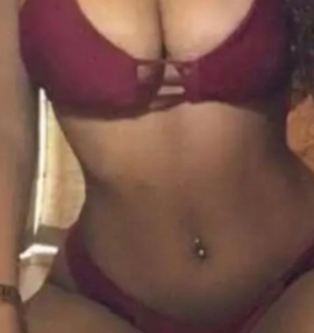 Mersin'in Dikkat Çeken Zarafeti: Silifke Escort Bayan - Bal Köpüğü Saçlar, Balık Etli Vücu