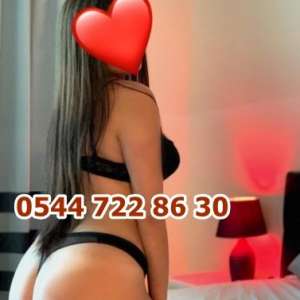 Mersin'in Eşsiz Güzeli: Kızıl Saçlı, Zarif ve Bakımlı Silifke Escort Bayan, 67 Kg ve 170 C
