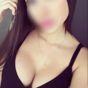 Mersin'in Rengarenk Çekiciliği: Kızıl Saçlı, 48 Kg, 161 cm'lik Fit ve Şehirli Mezitli Esco