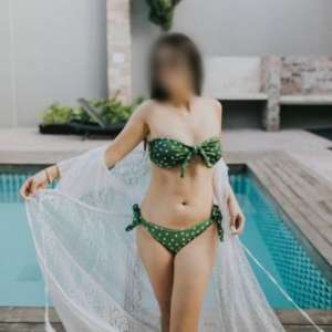 Mersin'in Şehirli Stil Sahibi: Balık Eti, Kumral Saçlı, 68 Kg ve 178 cm'lik Mezitli Escort