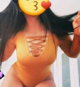 Mersin’in Şık ve İnce Ruhu: Bal Köpüğü Saçlı, 82 Kg ve 172 cm Yüksekliğinde Zarif Escort B