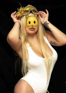 Mersin'in Zarif Güzeli: Siyah Saçlı, 48 Kg, 176 cm'lik İnce ve Şehirli Akdeniz Escort Baya