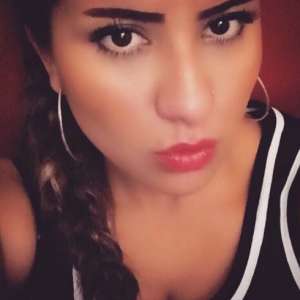 Mersin'in Zarif ve Çekici Escort Kızı: Kumral Saçlı, 75 Kg, 163 cm