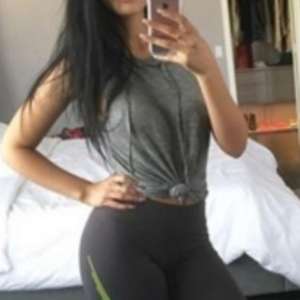 Mersin Mezitli'nin Zarif ve Kızıl Saçlı Tarzlı Escort Bayanı: 175 cm Boy, 69 kg