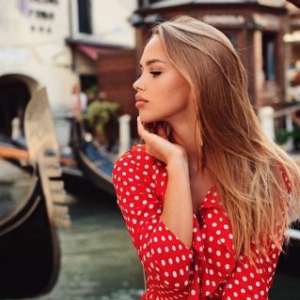 Mersin Silifke Escort Bayan: Sizi Büyüleyecek Sarı Saçlı, Fit Bedenli, Bakımlı Stil