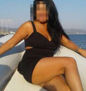 Mersin Silifke'nin Değerli İncisi: Bal Köpüğü Saçlı, Spor Vücutlu ve Zarif Stiliyle 80 Kg,