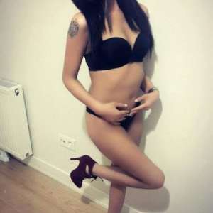 Minyon tipli escort Guzem