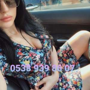 Tarsus'un Büyüleyici Ve Zarif Escort Bayanı: 174 cm Boy, 50 kg Ağırlık ve Kumral Saçlar